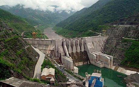 Description: Dachaoshan dam in the Yunnan province, China: China halts £20bn dam project  